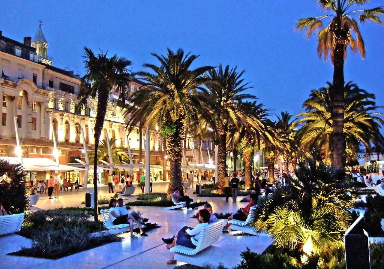 Apartment Queen Teuta In The Heart Of Split Historical Heritage